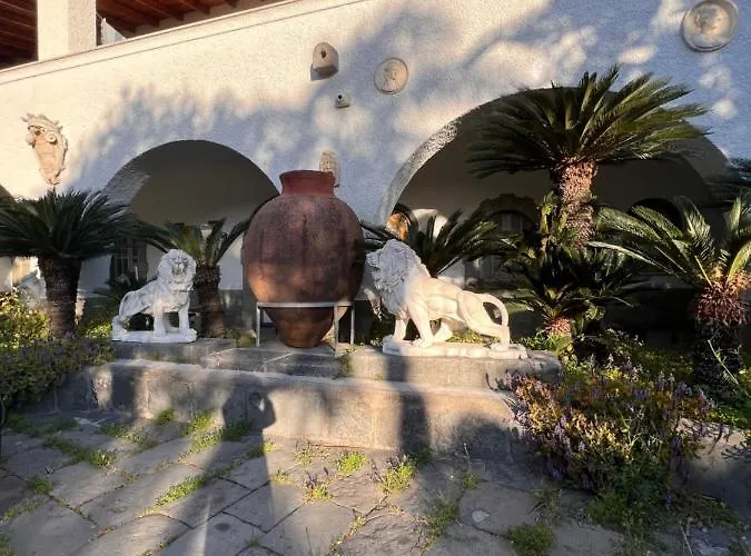 Regine Con Terrazza A Forio بيت ضيافة Forio di Ischia